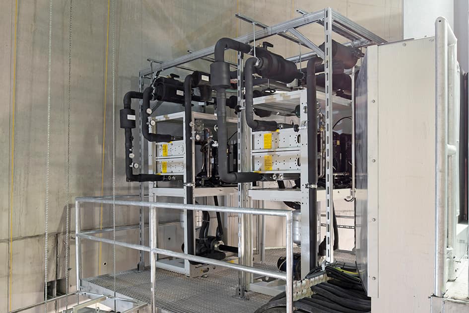 Colocation RZ Windkraftrad Außenansicht